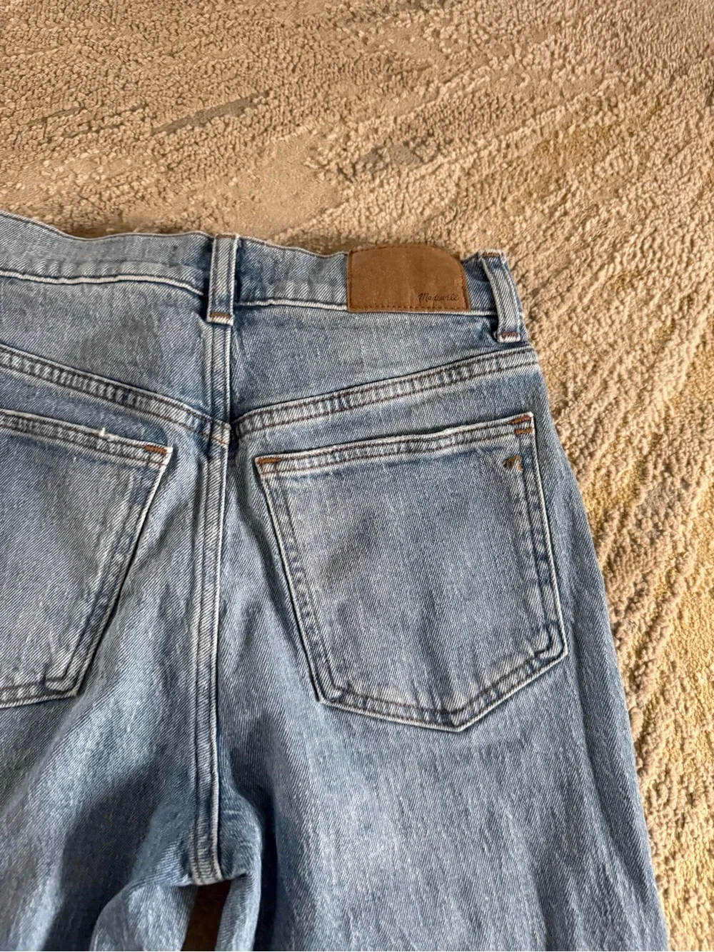 Madewell Jeans 90s Straight high rise relaxed fit NN457 size 25
